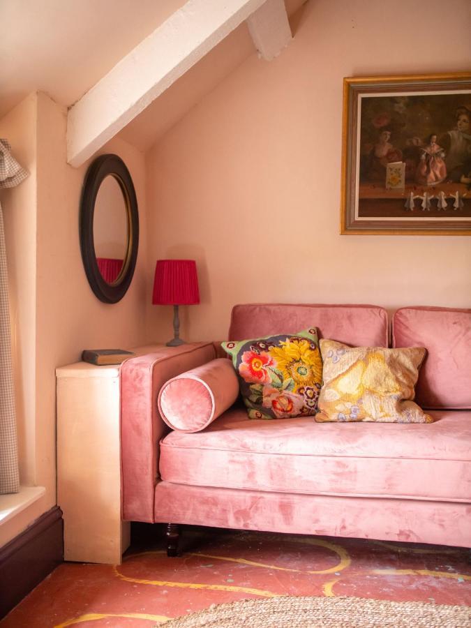 Country Cottage With Spa, Catering, Gardens, Nature Reserve Walks - Free Parking, Self Checkin Scunthorpe Bagian luar foto