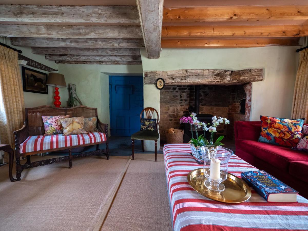Country Cottage With Spa, Catering, Gardens, Nature Reserve Walks - Free Parking, Self Checkin Scunthorpe Bagian luar foto